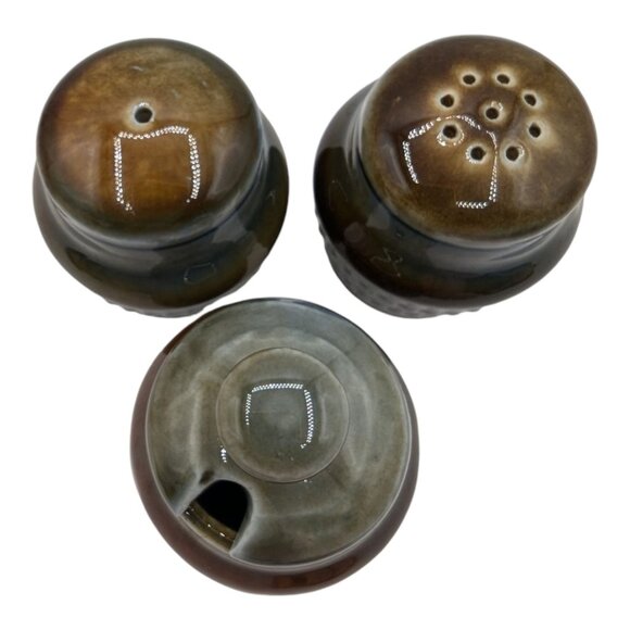 Vintage Wade Irish Porcelain Shamrock Salt & Pepper Shaker Set With Mustard Pot - Picture 7 of 14